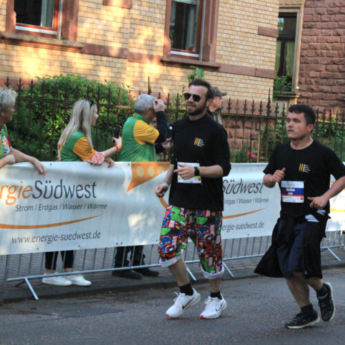 zwei Laeufer Firmenlauf 2023 HX