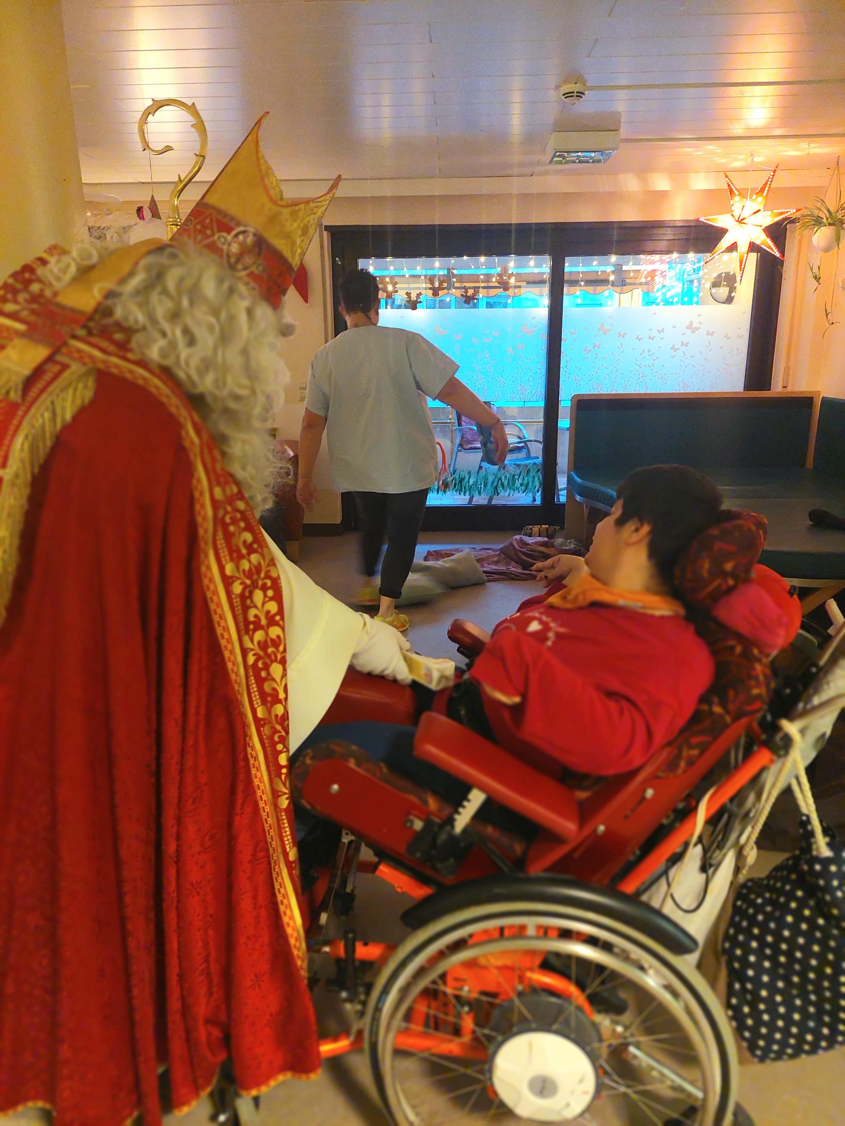 Nikolaus im Haus » Jacob Friedrich Bussereau Stiftung